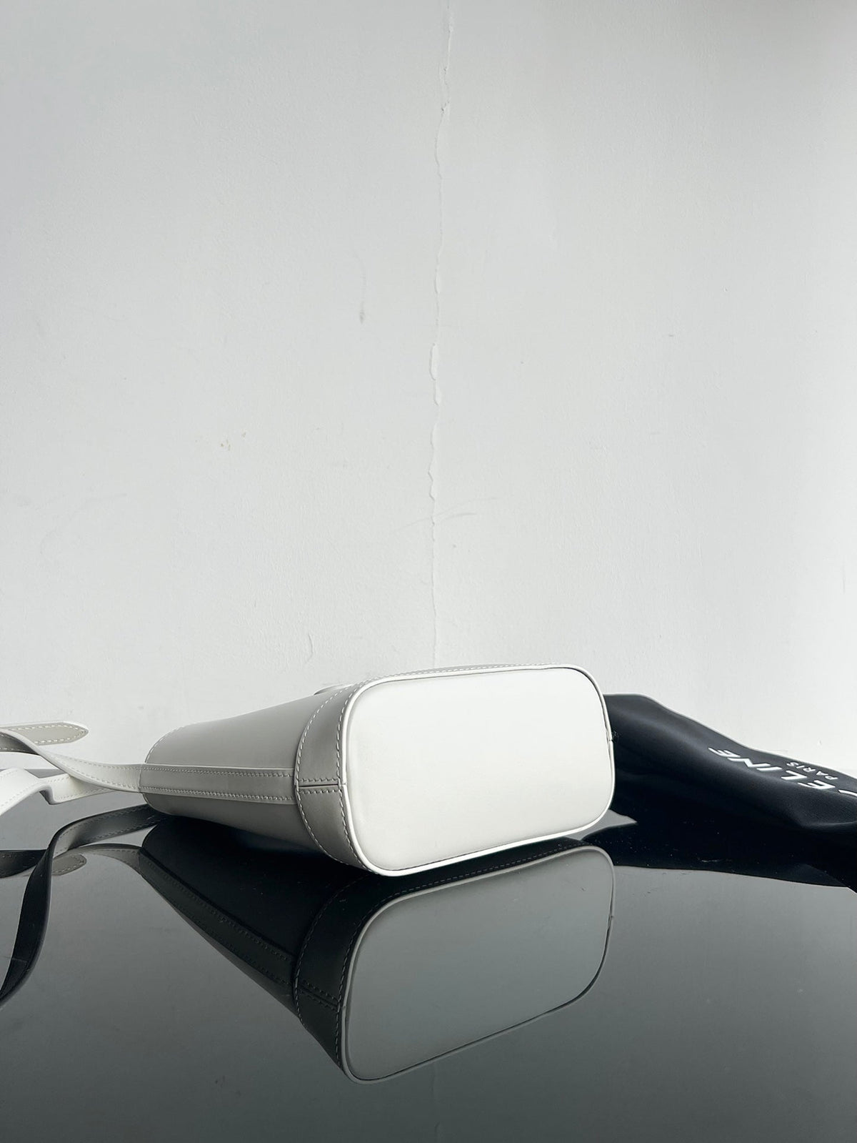 CELINE CUIR TRIPHOME 19 WHITE SMOOTH CALFSKIN BUCKET BAG