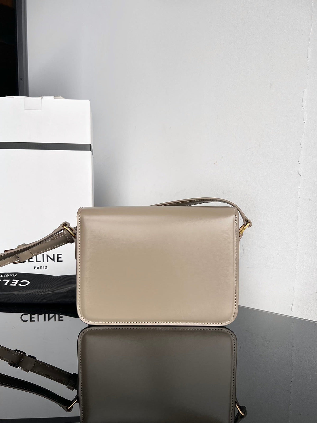 CELINE TRIOMPHE TEEN 18 GREY COWHIDE