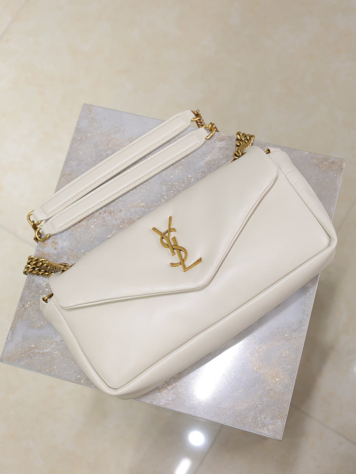 YSL 25S CALYPSO HANDBAG 26 IN IVORY LAMBSKIN GOLD HARDWARE