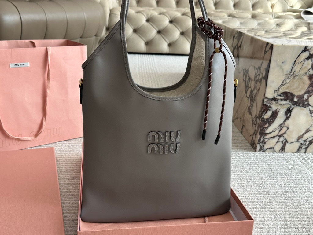 IVY TOTE BAG 35 IN GRAY CALFSKIN