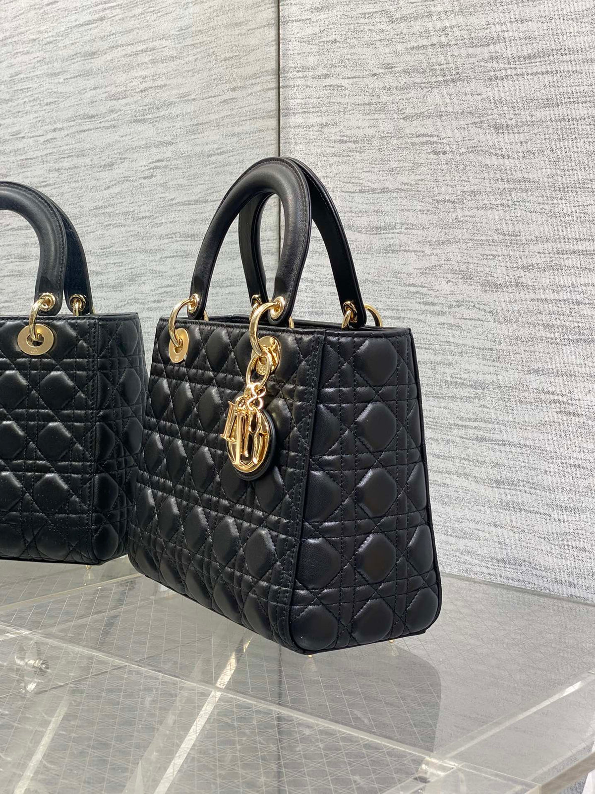 DIOR 25S MEDIUM LADY BAG 24 IN BLACK CALFSKIN GOLD HARDWRE