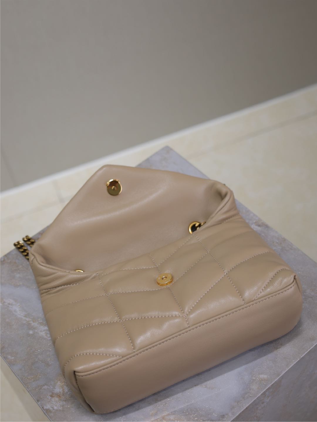 YSL 25S LOULOU PUFFER MINI 23 IN BROWN CALFSKIN GOLD HARDWRE