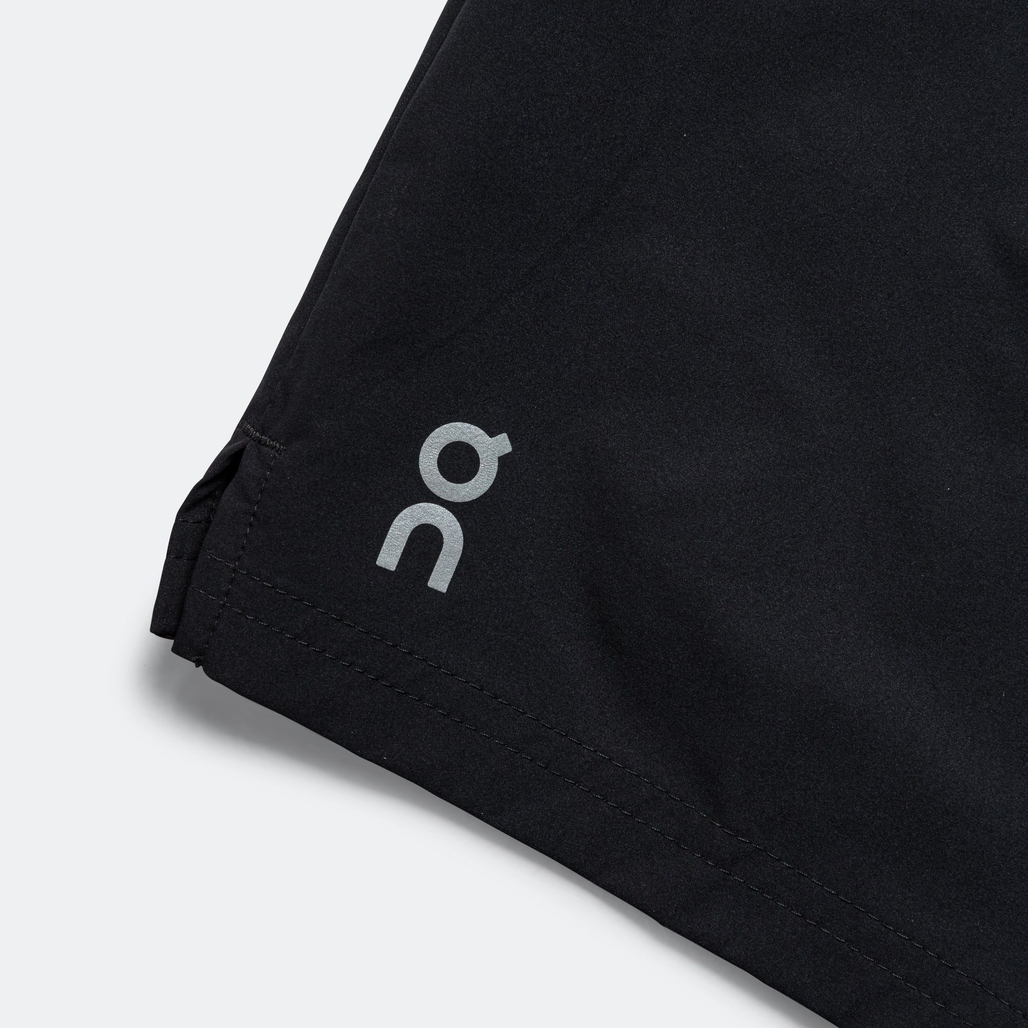 Womens 5" Performance Woven Shorts - Black