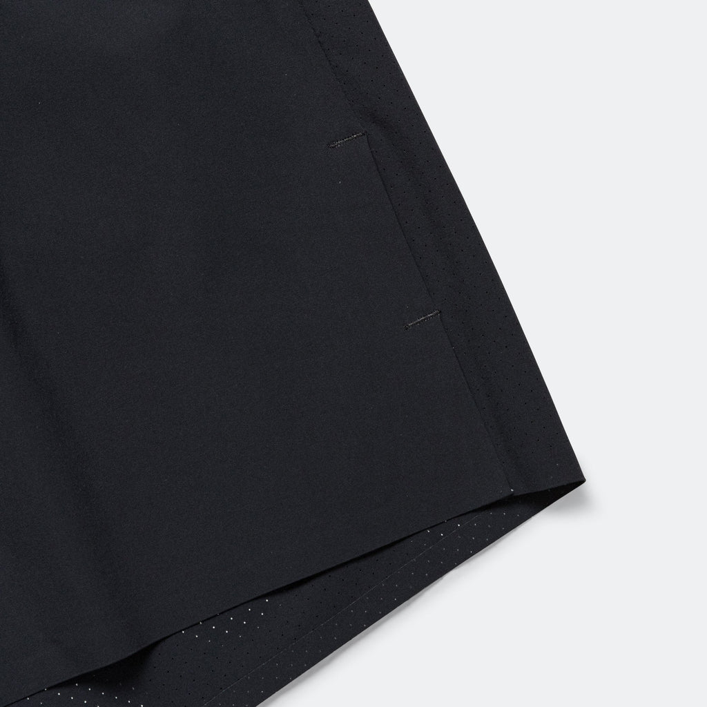 Womens 5" Performance Woven Shorts - Black